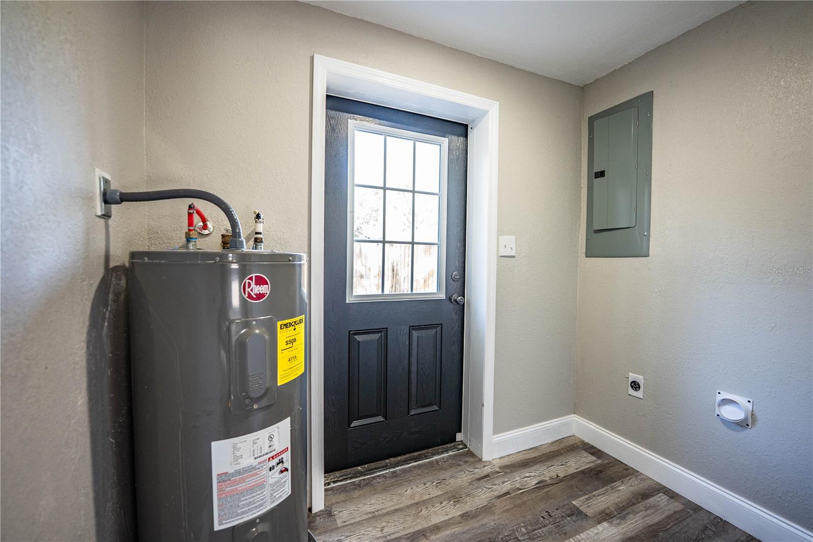 Image 35 of 43 For 115 Flamingo Drive