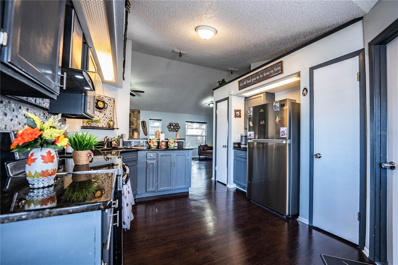 Image 23 of 60 For 3304 Fox Ridge Drive