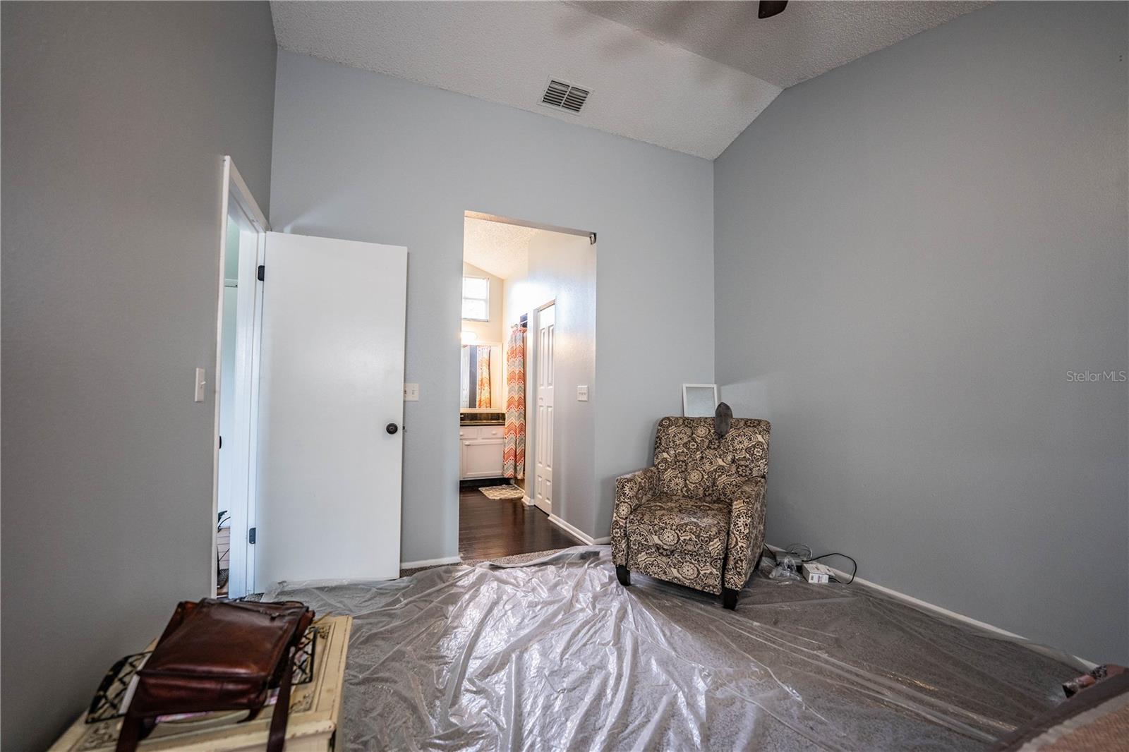 Image 28 of 60 For 3304 Fox Ridge Drive