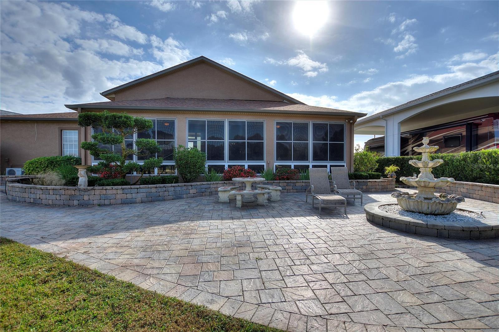 Image 10 of 38 For 370 Meandering Way