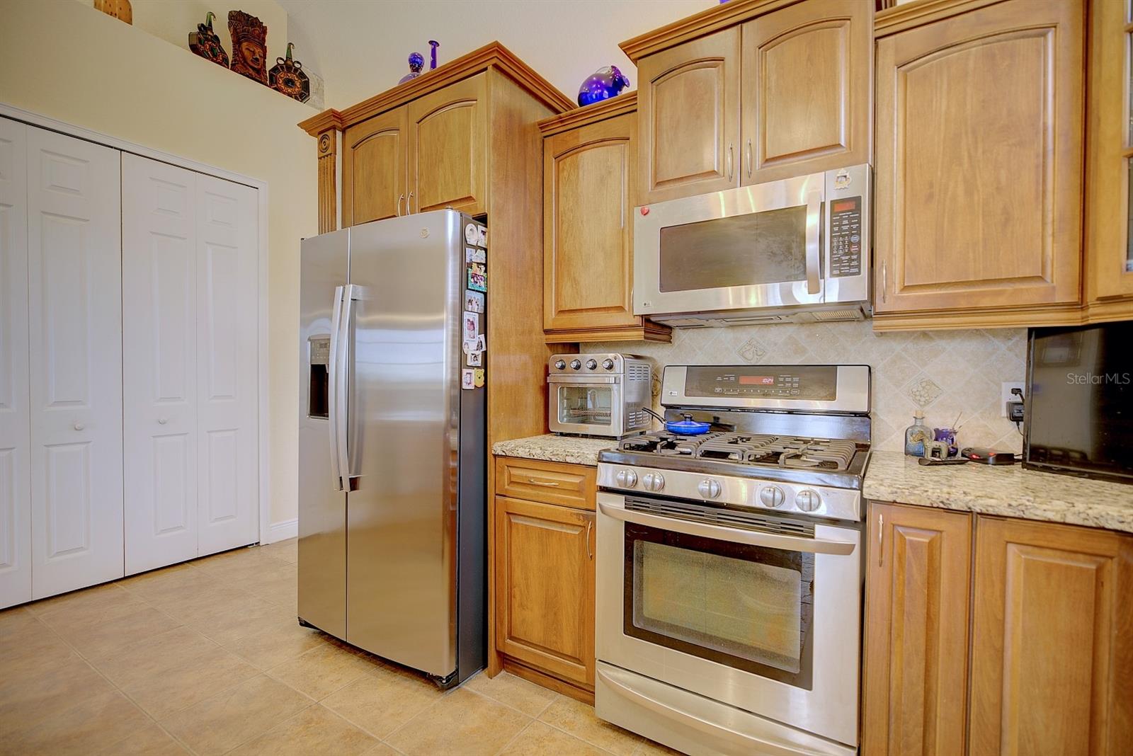 Image 13 of 42 For 194 Leisure Lane