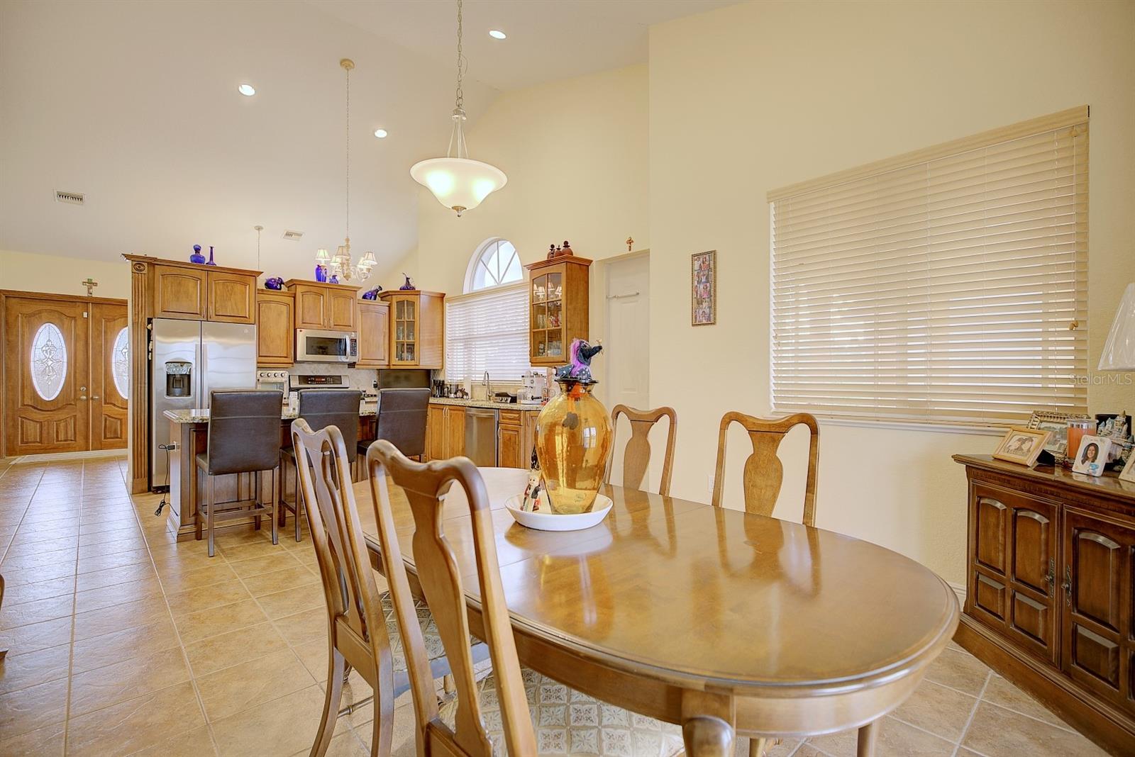 Image 16 of 42 For 194 Leisure Lane