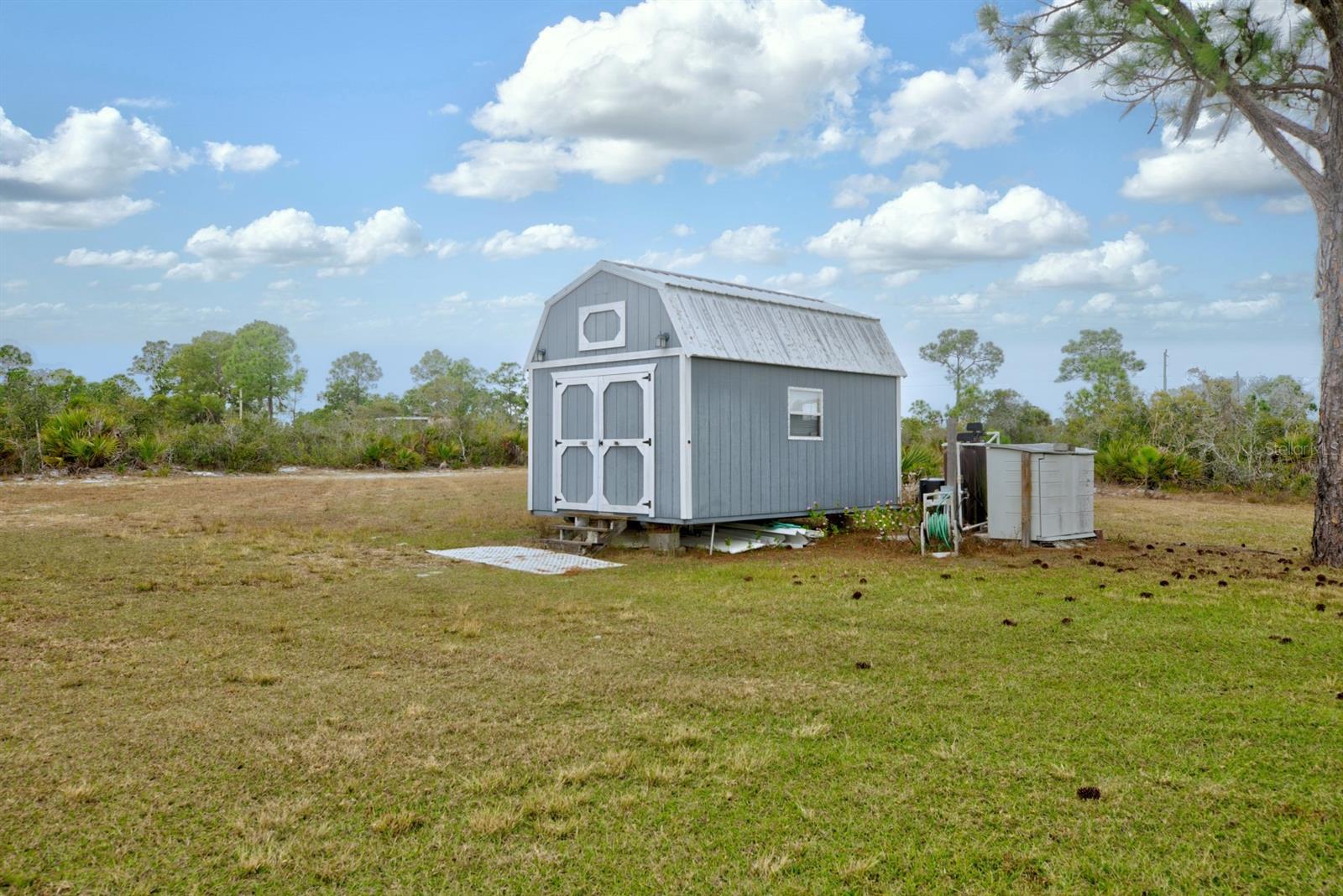 Image 32 of 42 For 194 Leisure Lane