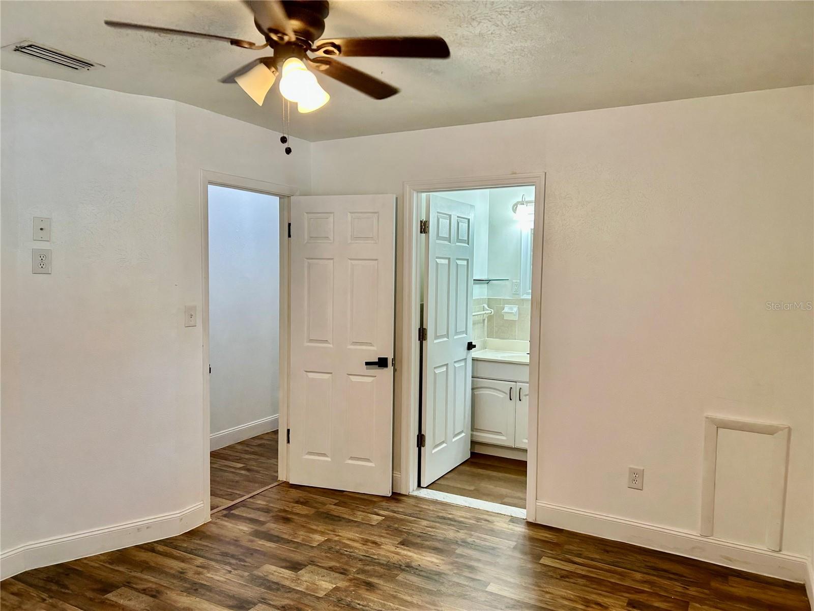 Image 24 of 44 For 5009 Poplar Avenue