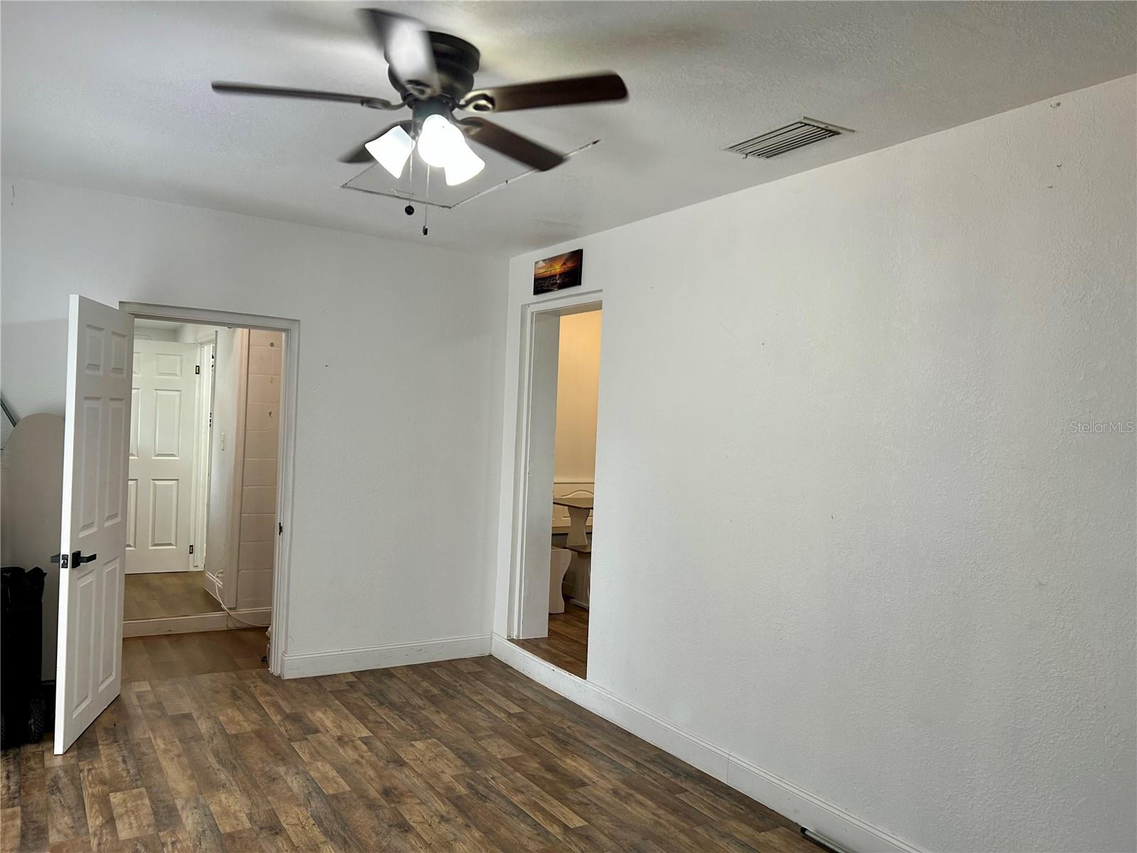 Image 29 of 44 For 5009 Poplar Avenue