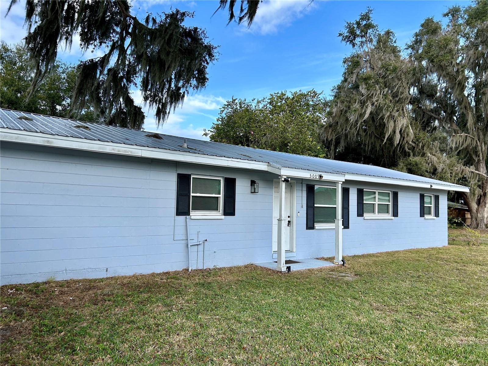 Image 4 of 44 For 5009 Poplar Avenue