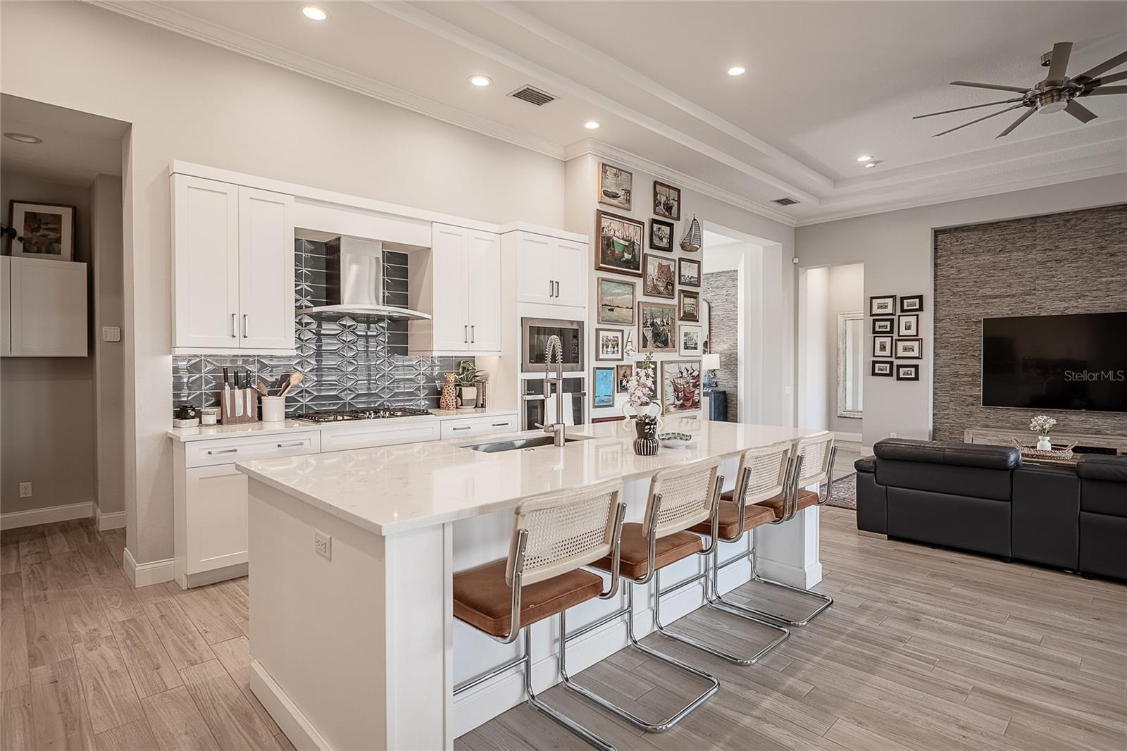 Image 10 of 57 For 1957 Grasslands Boulevard