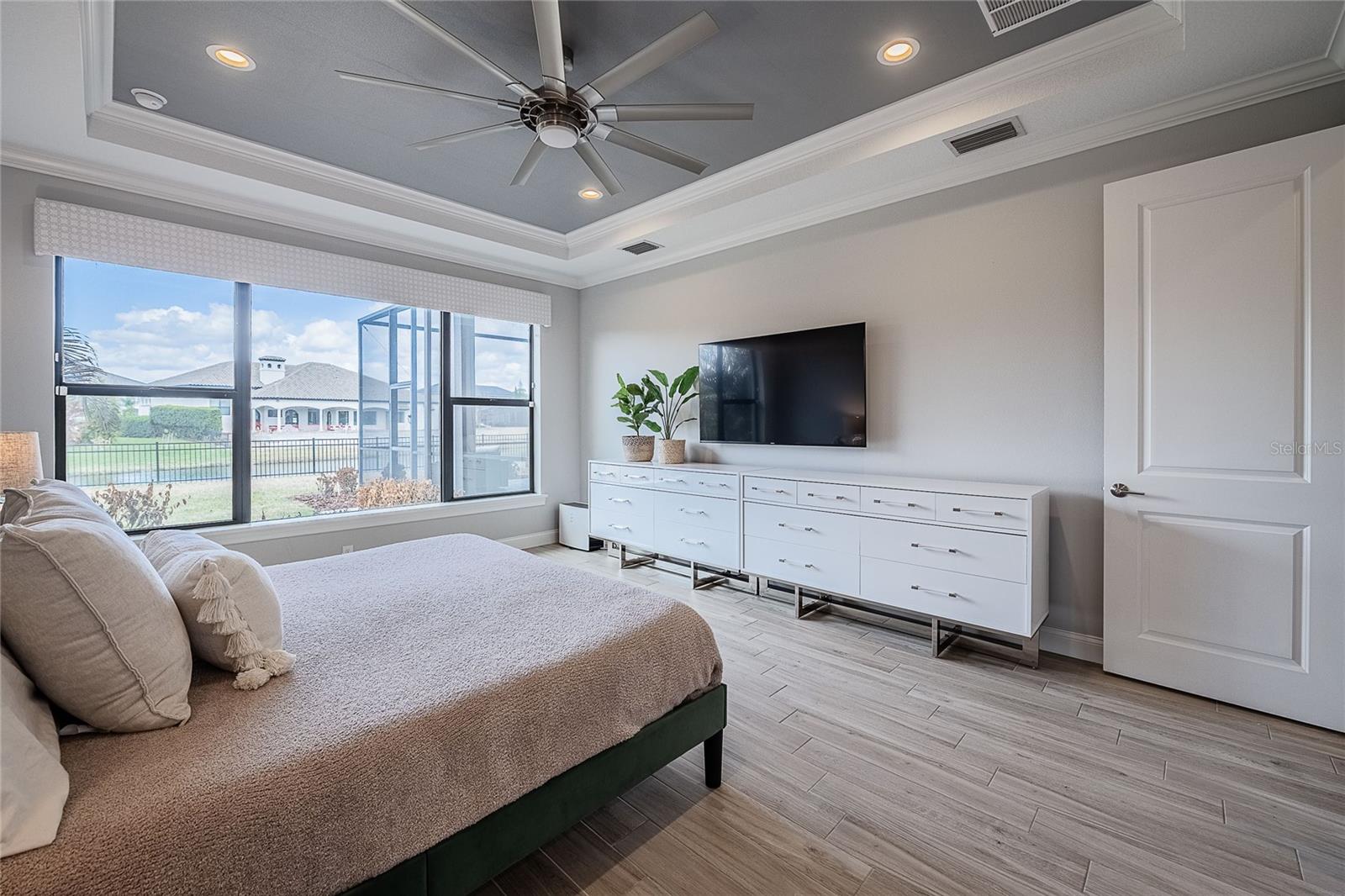 Image 21 of 57 For 1957 Grasslands Boulevard