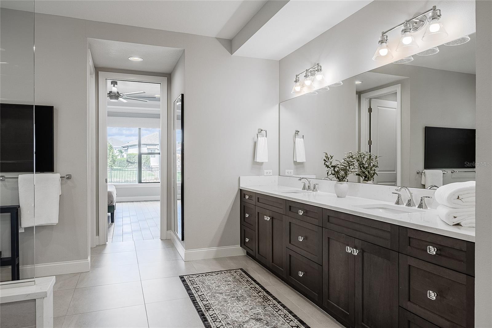 Image 30 of 57 For 1957 Grasslands Boulevard