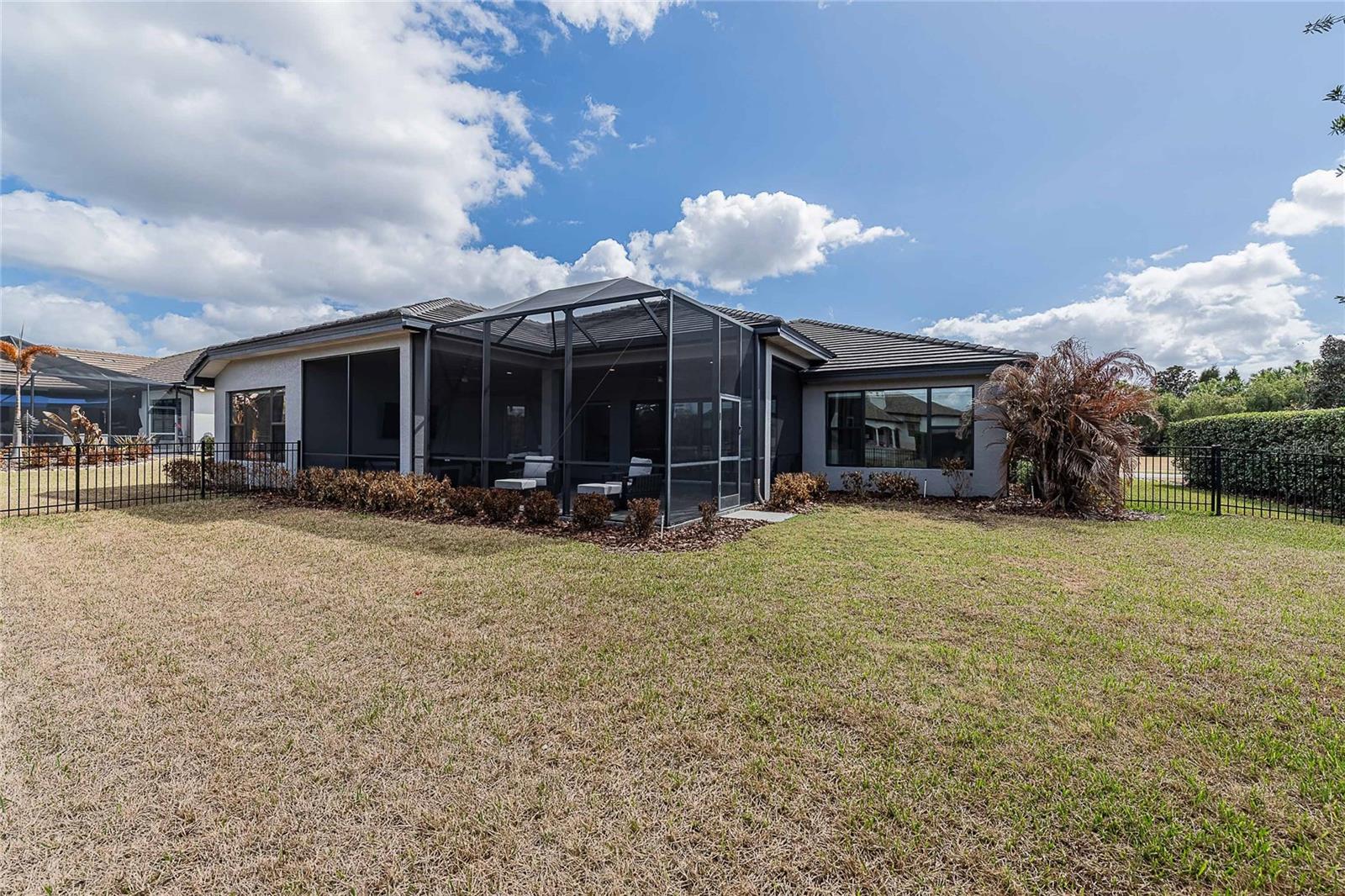 Image 55 of 57 For 1957 Grasslands Boulevard