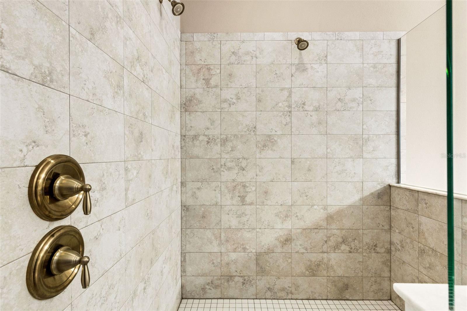 Image 29 of 68 For 4030 Solamor Street