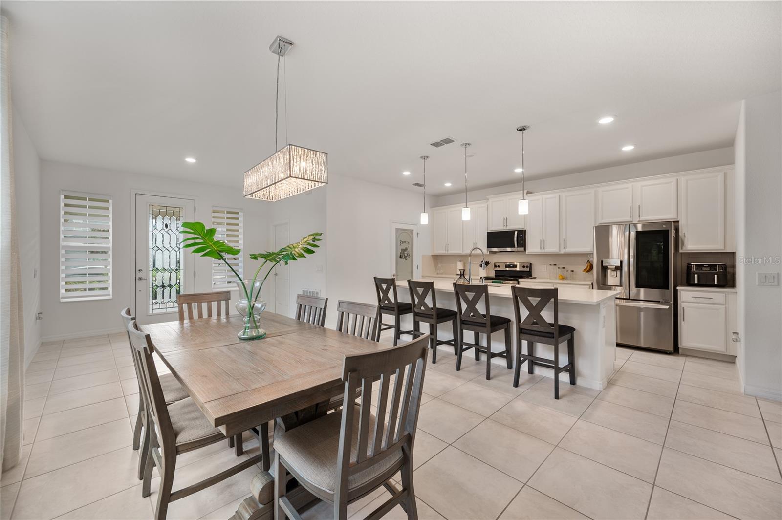 Image 16 of 51 For 2887 Parkfield Road