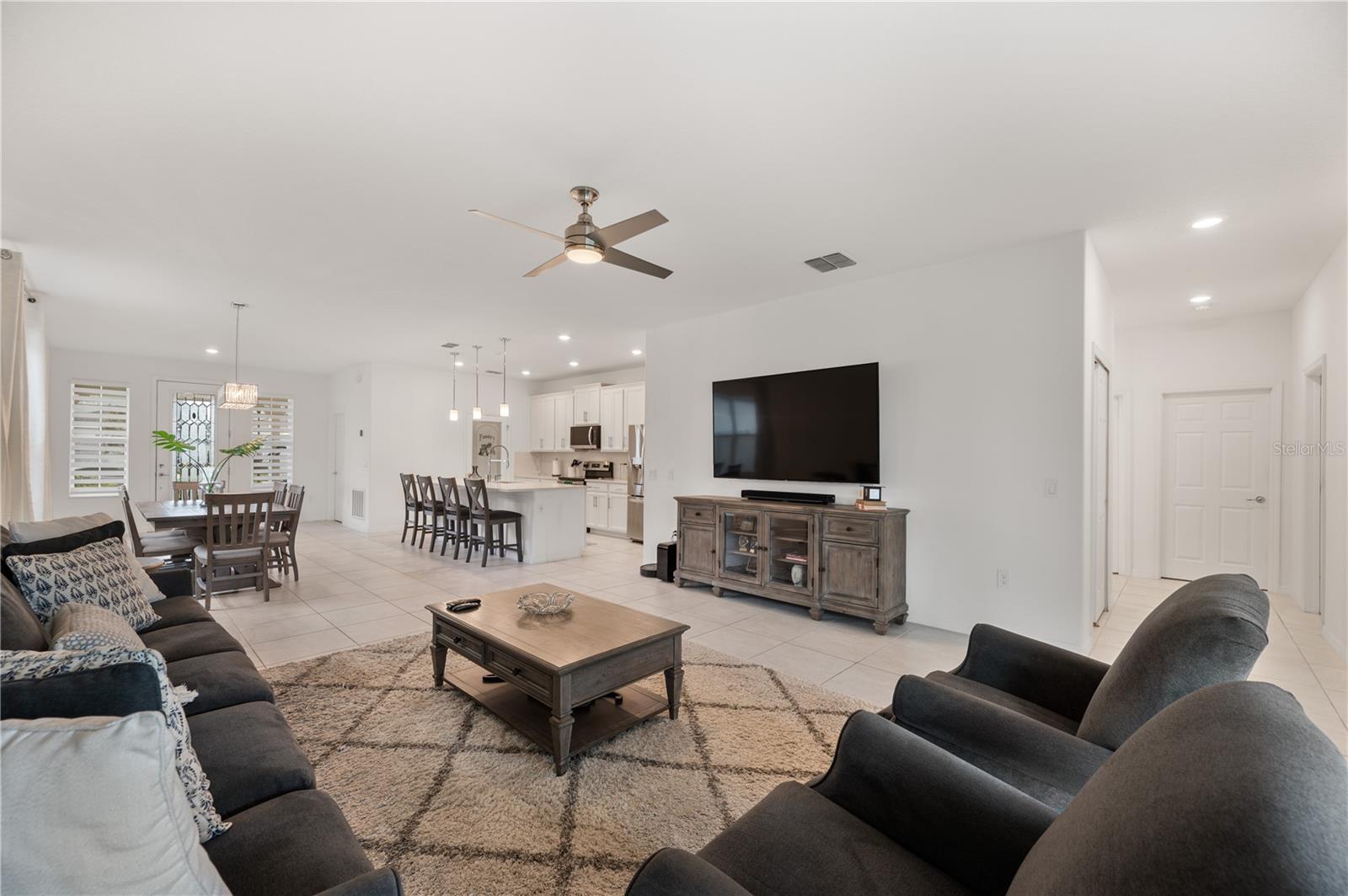 Image 18 of 51 For 2887 Parkfield Road