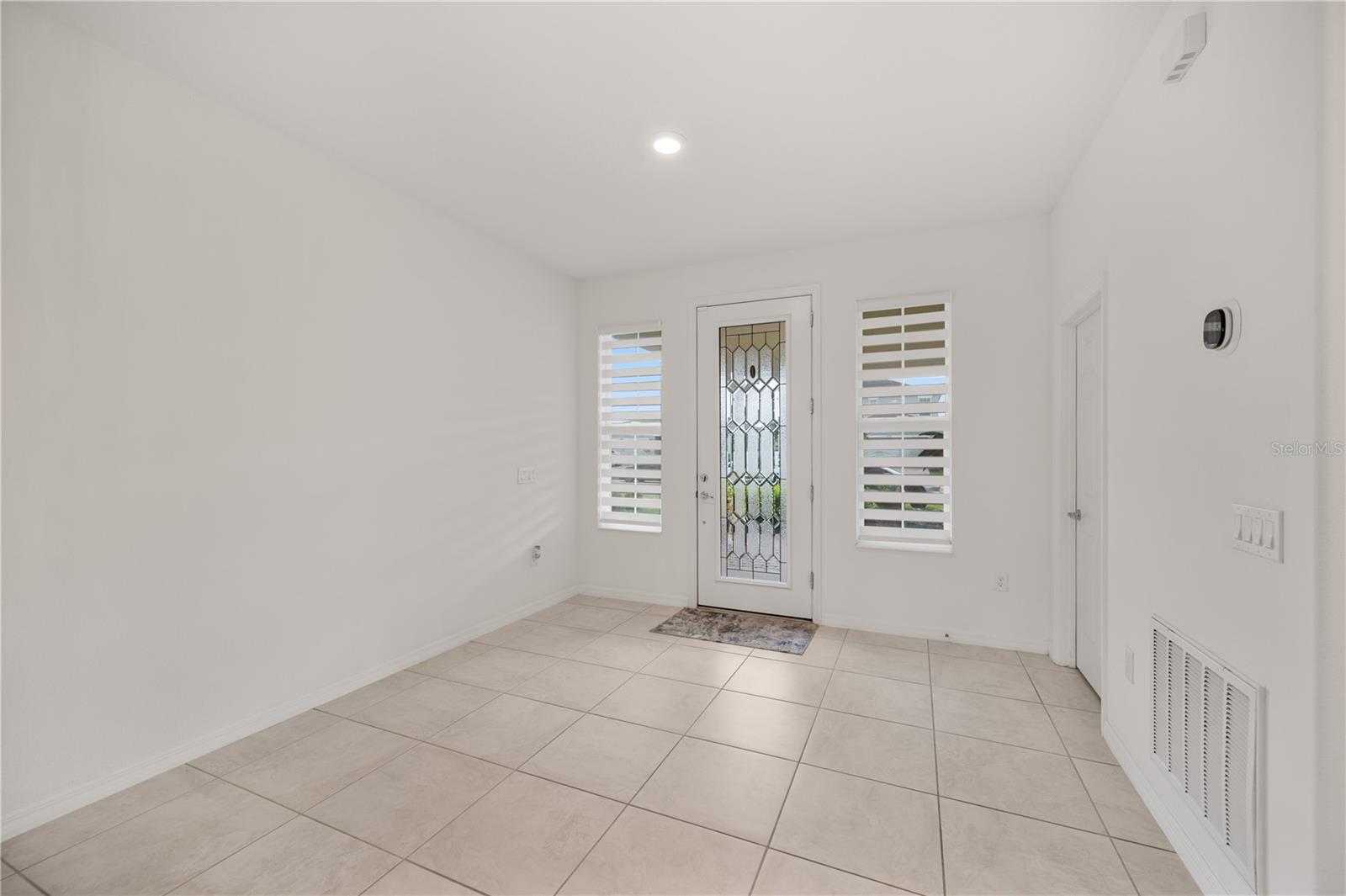 Image 8 of 51 For 2887 Parkfield Road