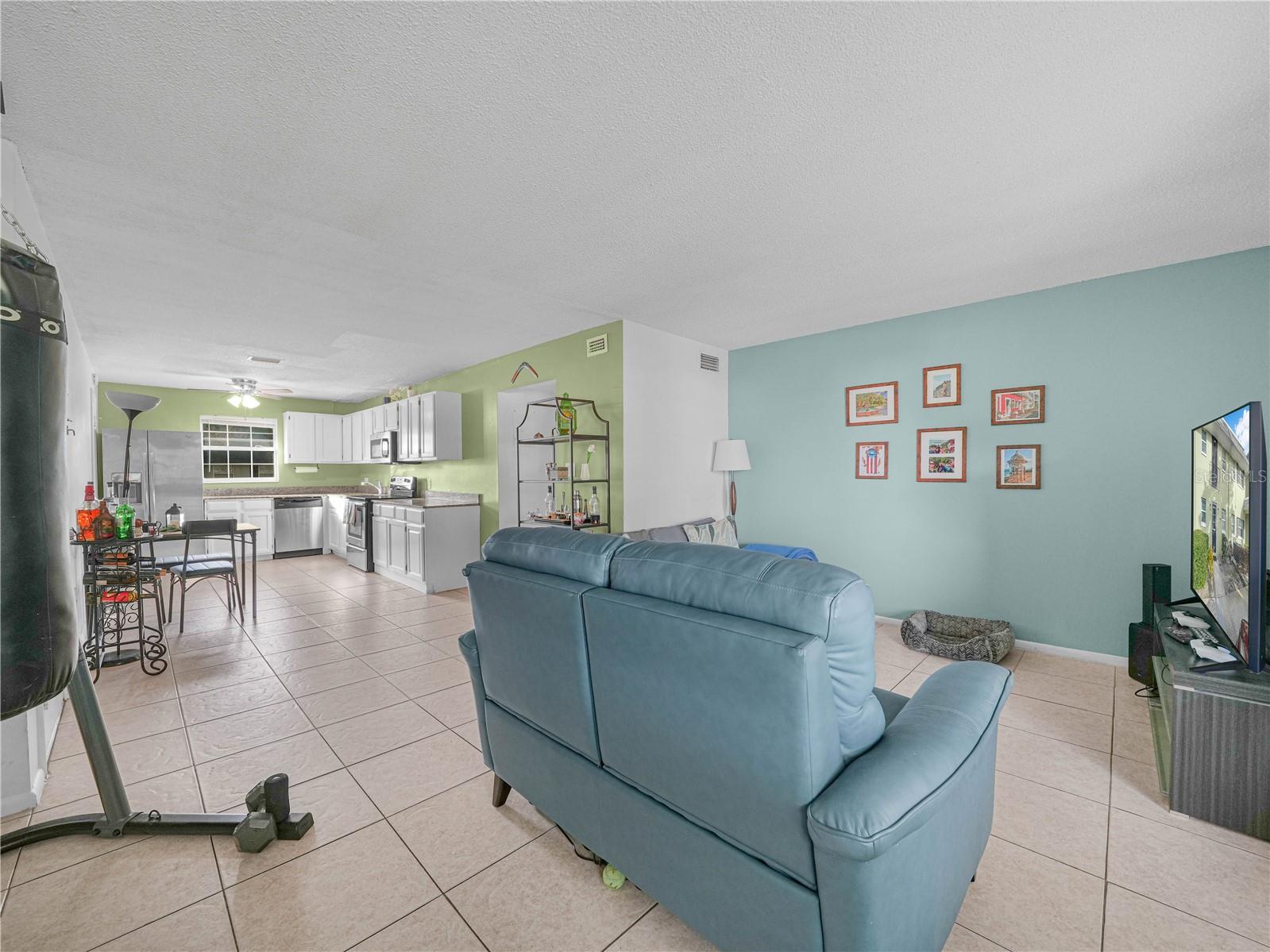 Image 8 of 23 For 525 Conway Road 100