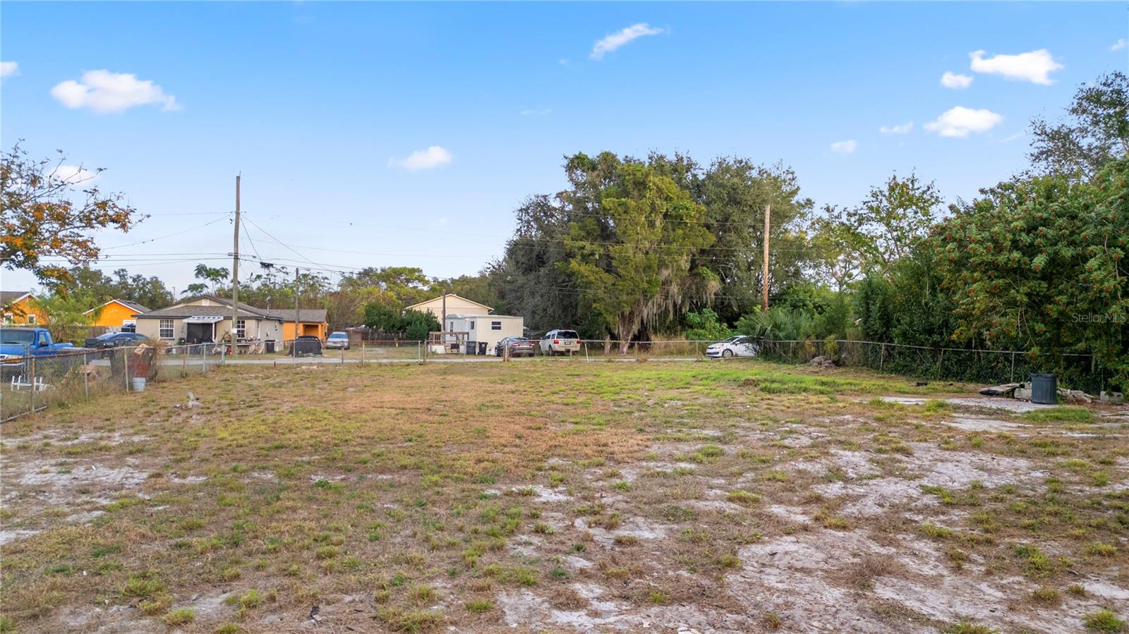 Image 8 of 13 For 520 Poinsettia Road