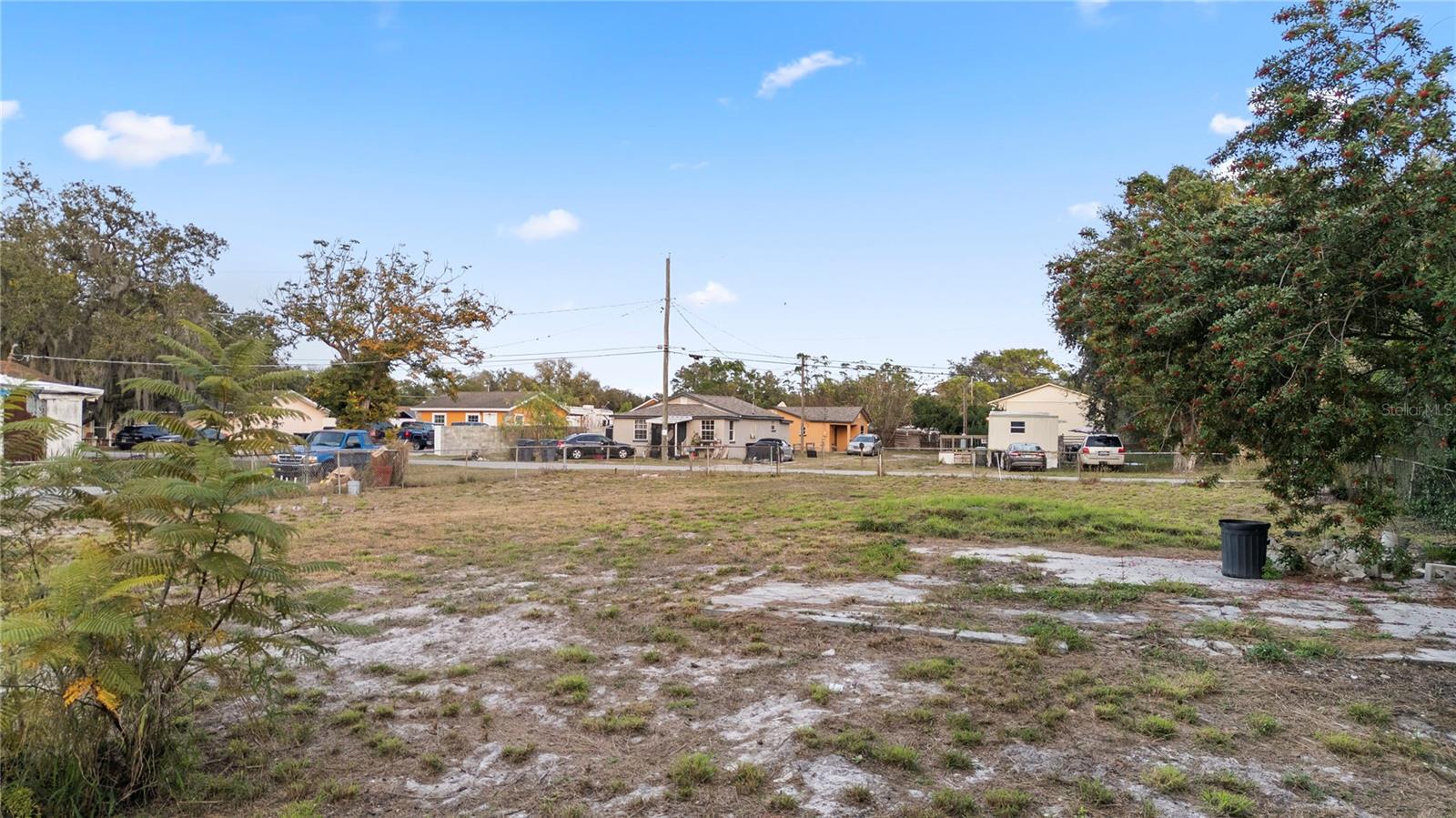 Image 9 of 13 For 520 Poinsettia Road