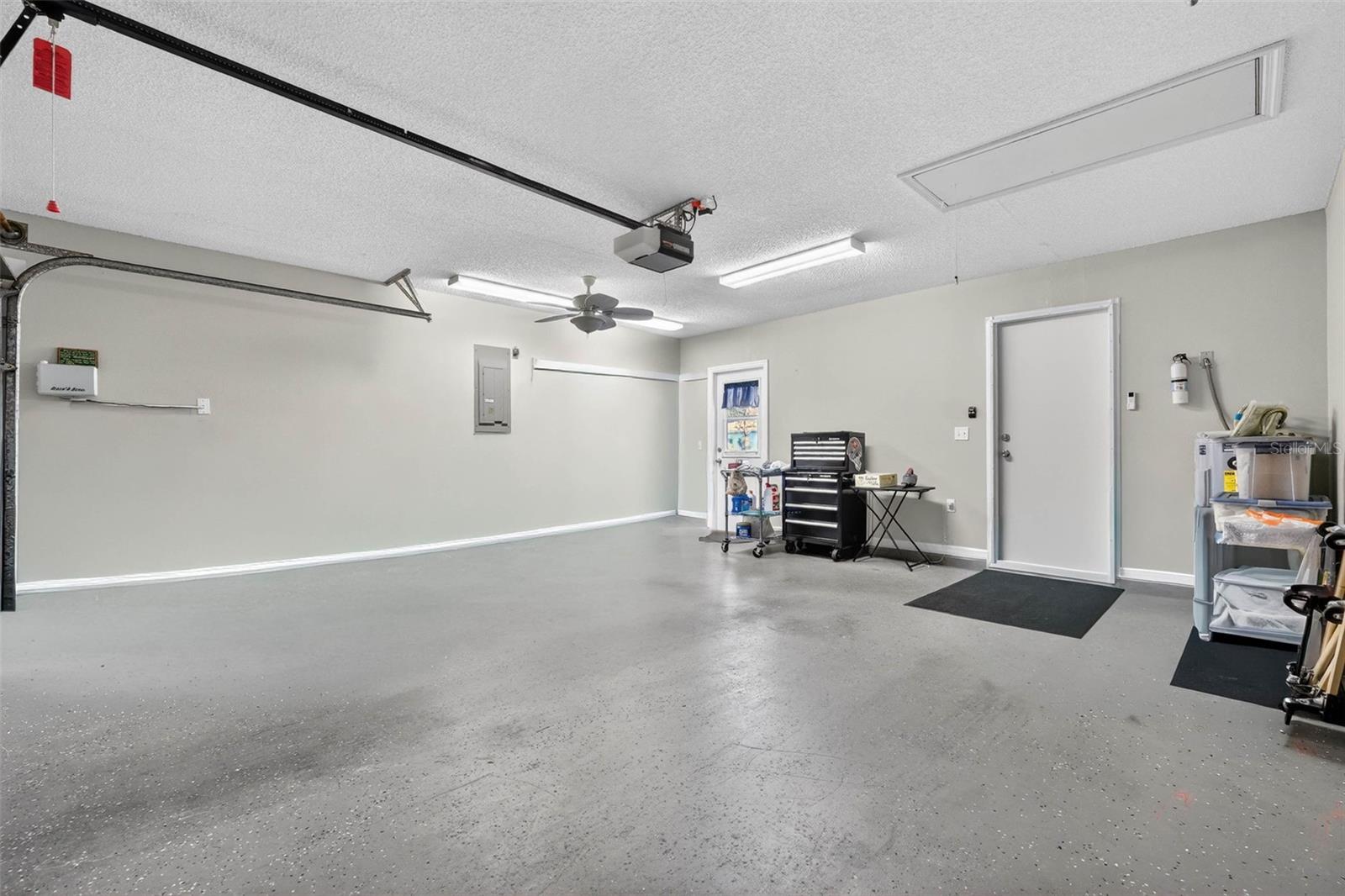 Image 29 of 51 For 1915 Birchwood Loop