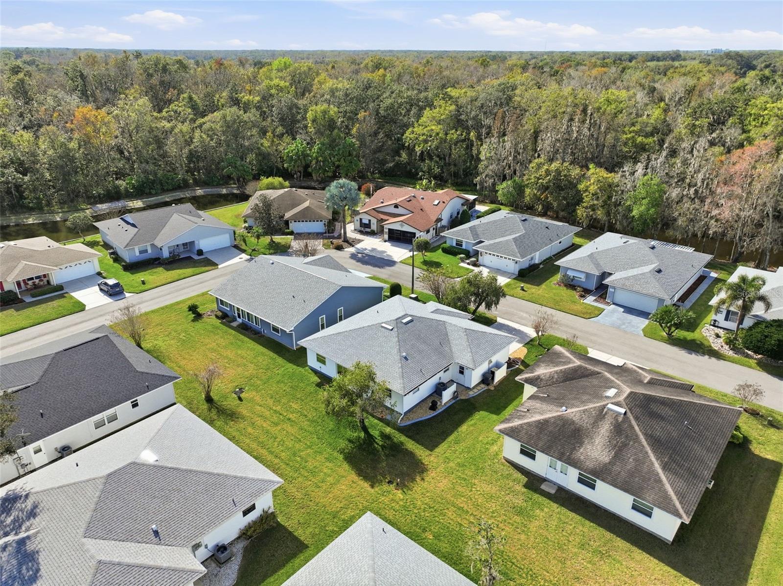 Image 40 of 51 For 1915 Birchwood Loop