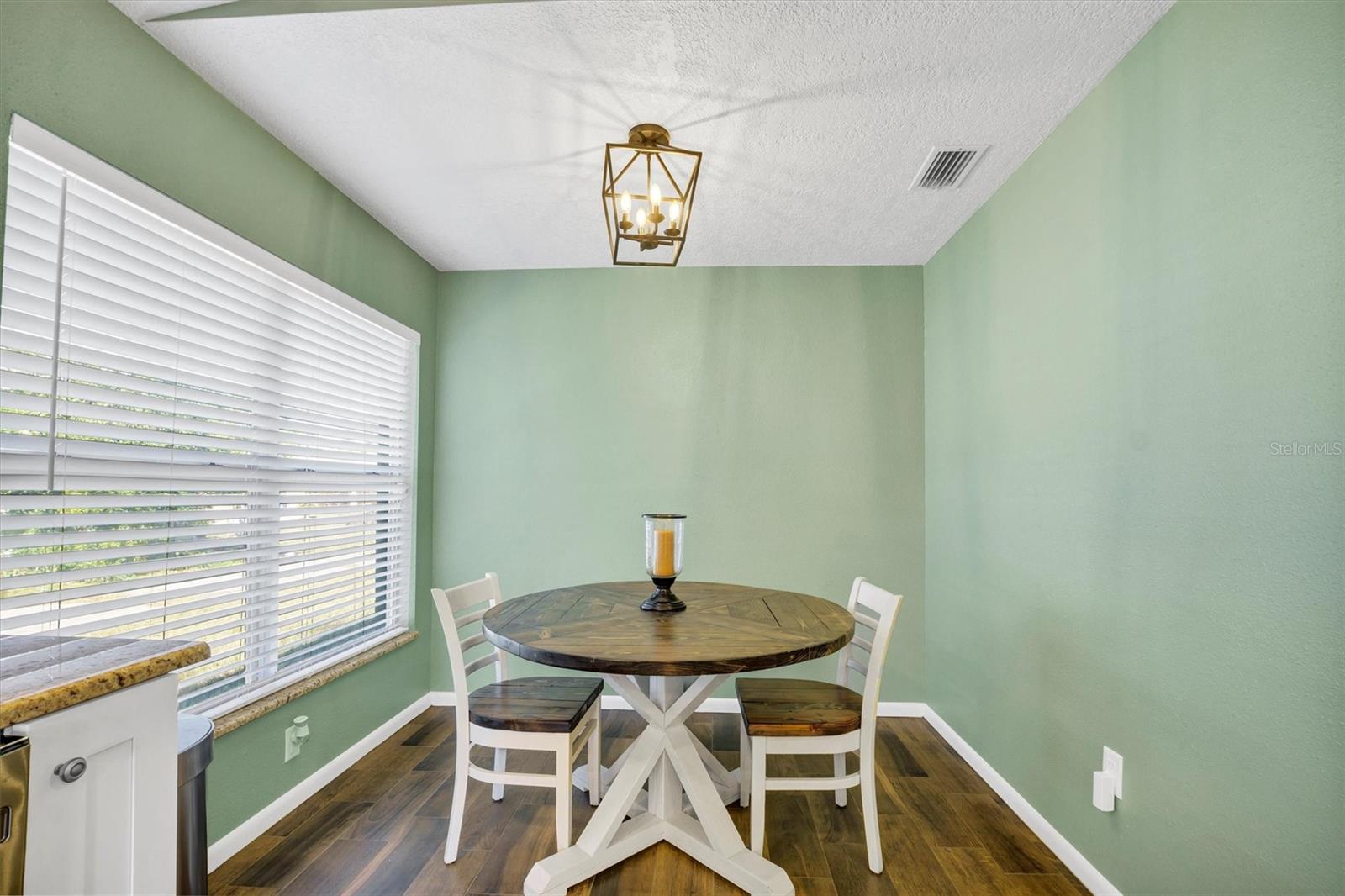 Image 11 of 27 For 526 Palencia Place