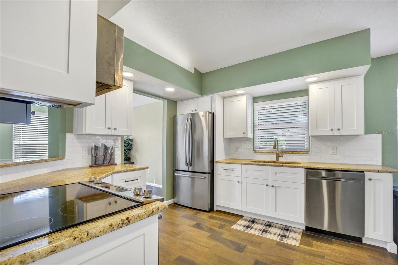 Image 9 of 27 For 526 Palencia Place