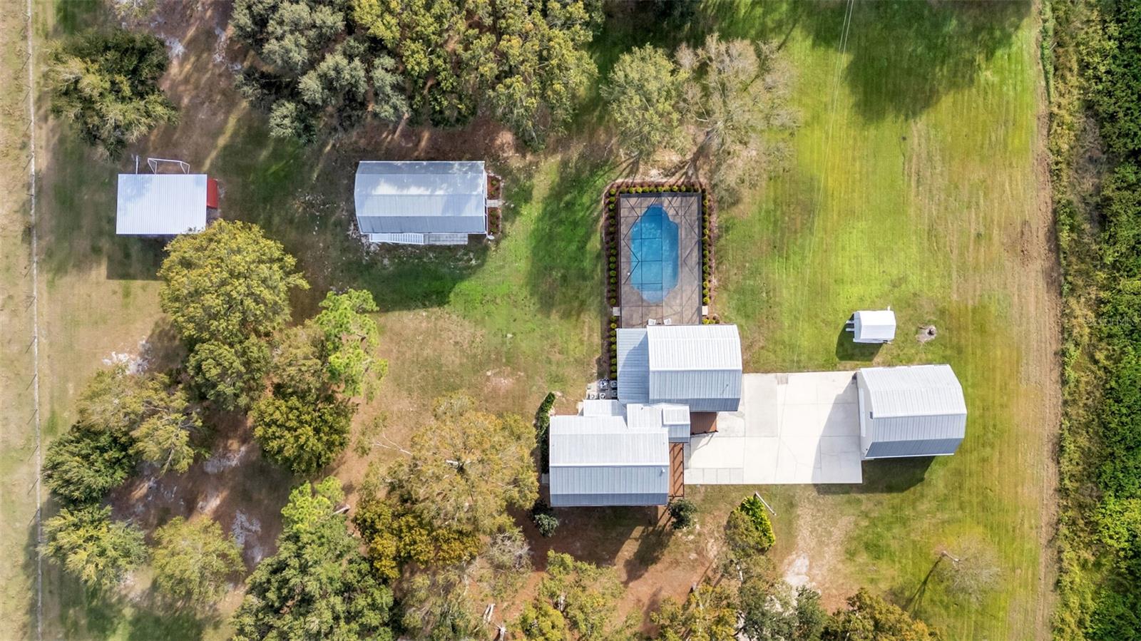 Image 14 of 100 For 13 Bogey Drive