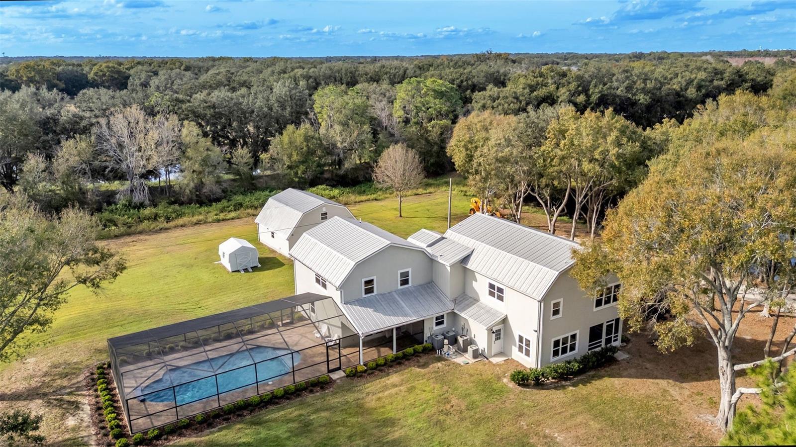 Image 16 of 100 For 13 Bogey Drive