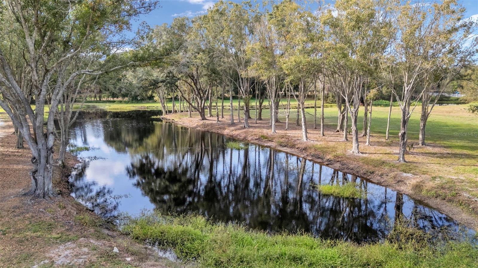 Image 20 of 100 For 13 Bogey Drive