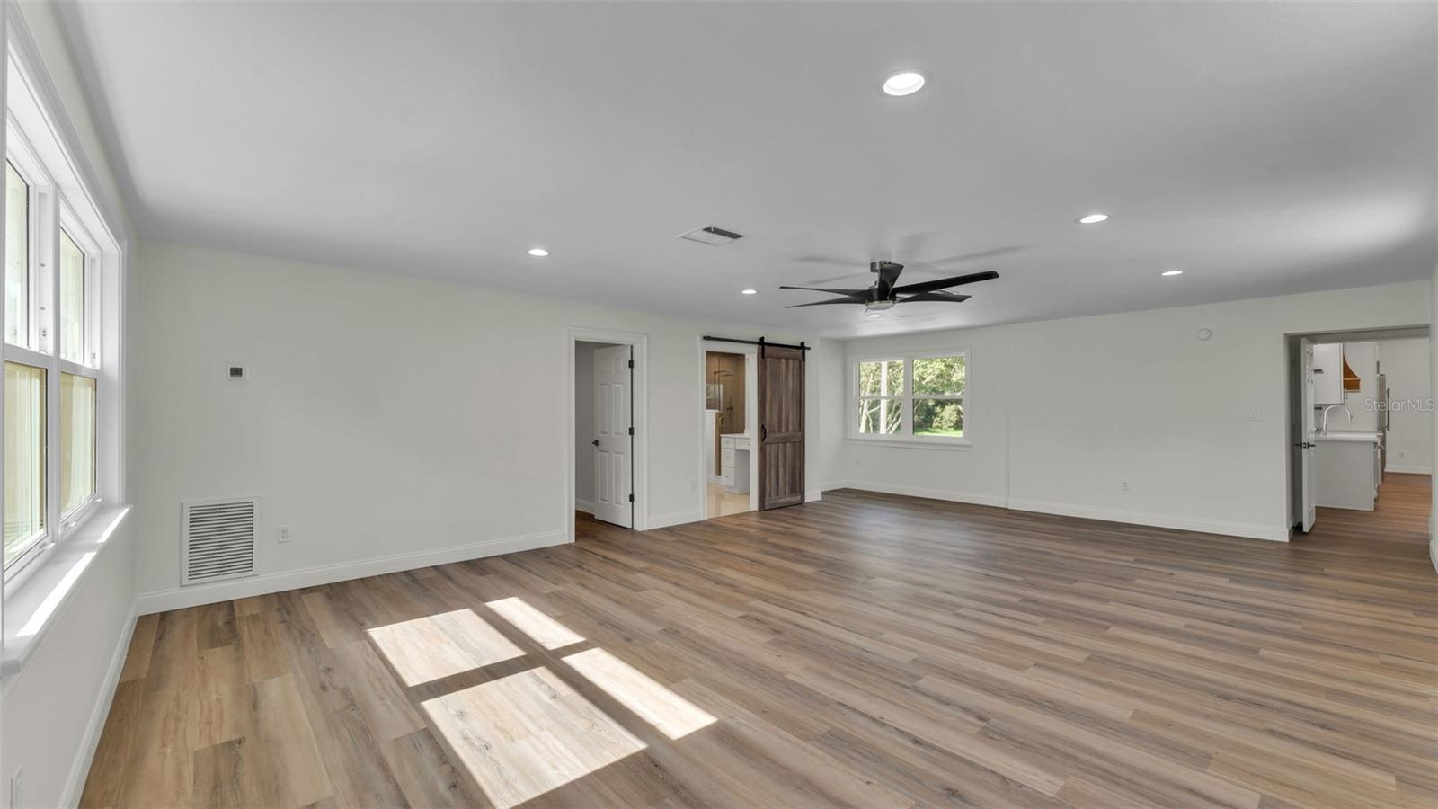 Image 35 of 100 For 13 Bogey Drive