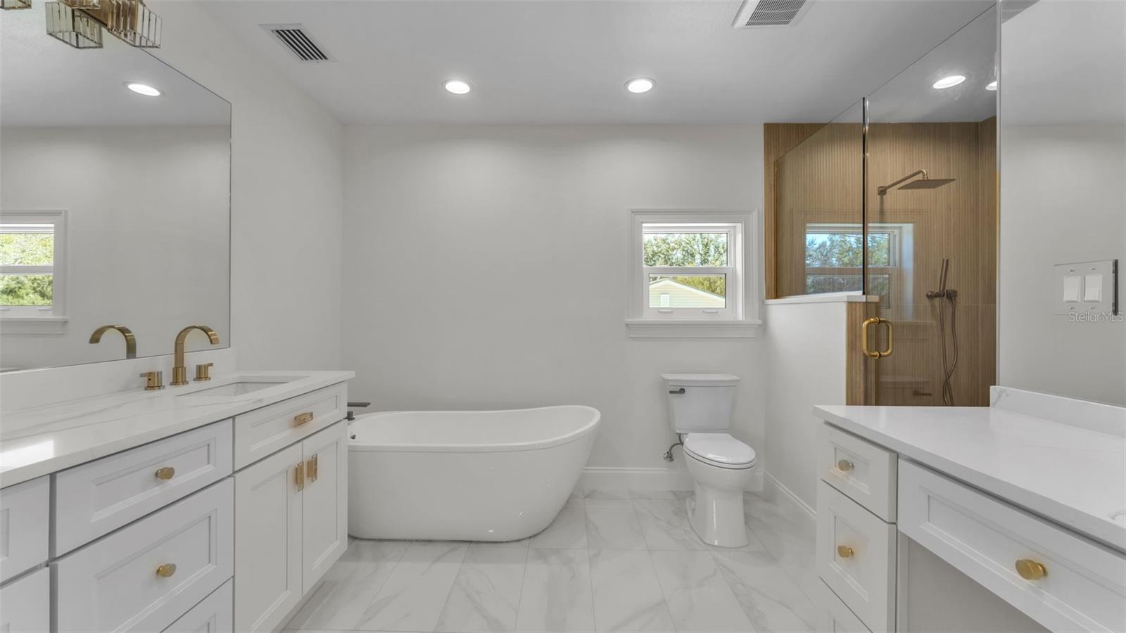 Image 38 of 100 For 13 Bogey Drive