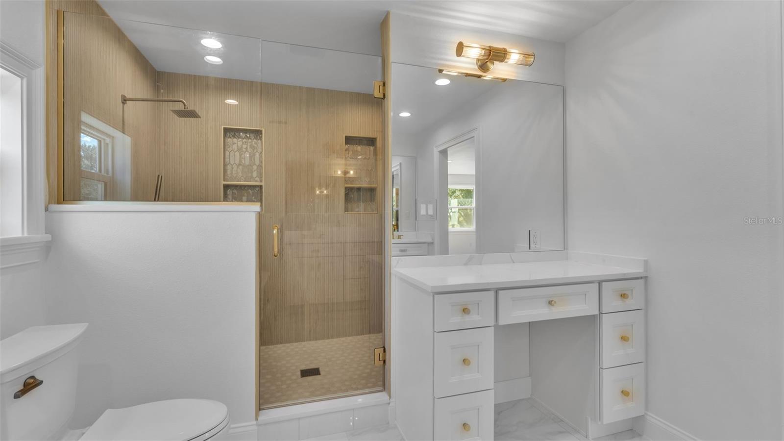 Image 39 of 100 For 13 Bogey Drive