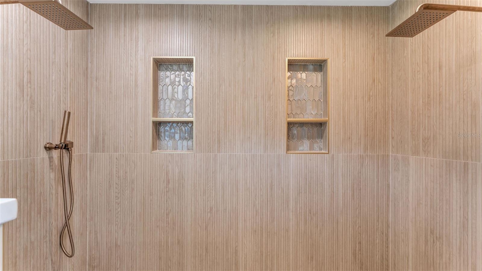 Image 41 of 100 For 13 Bogey Drive