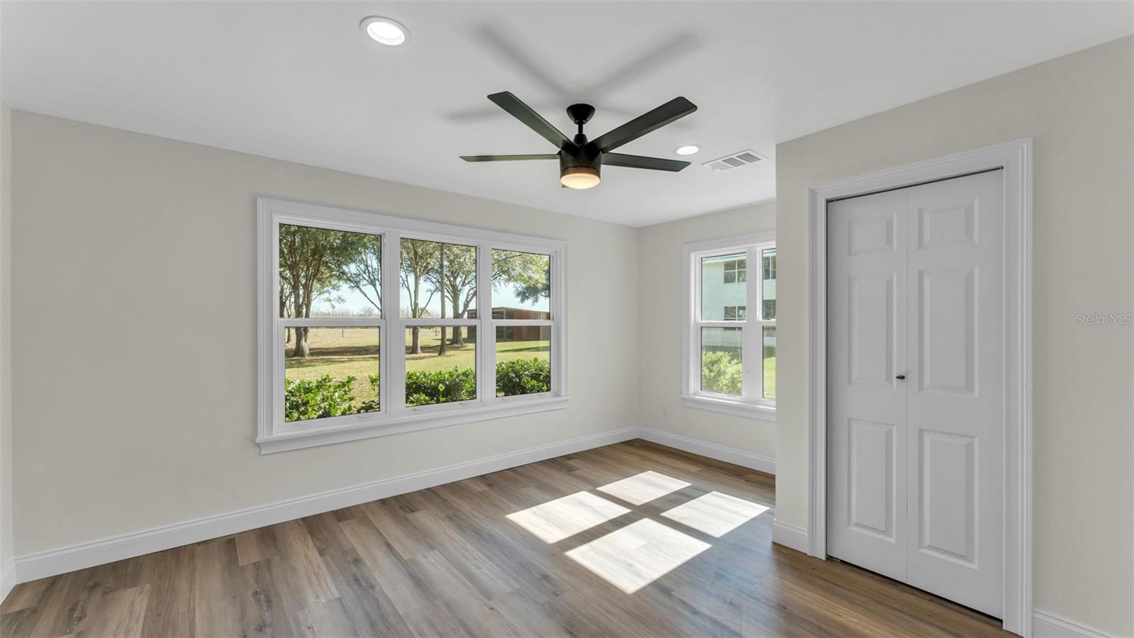 Image 47 of 100 For 13 Bogey Drive