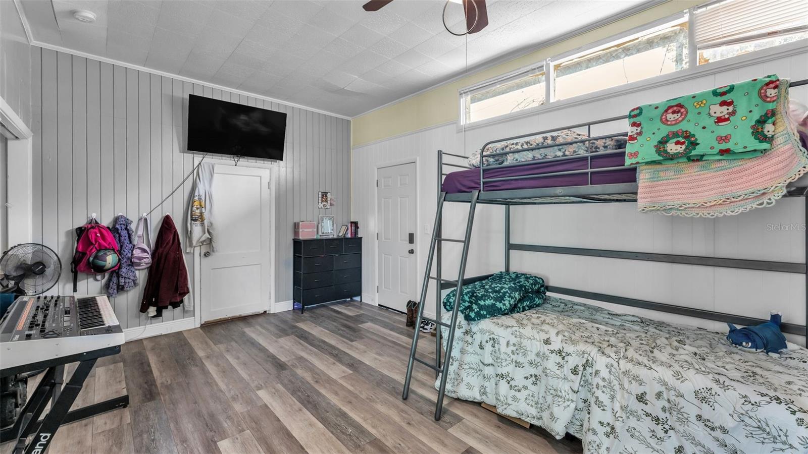 Image 18 of 45 For 1603 Skinner Street