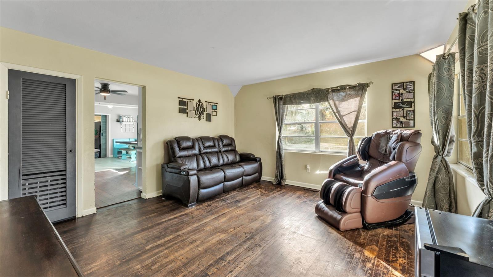 Image 8 of 45 For 1603 Skinner Street