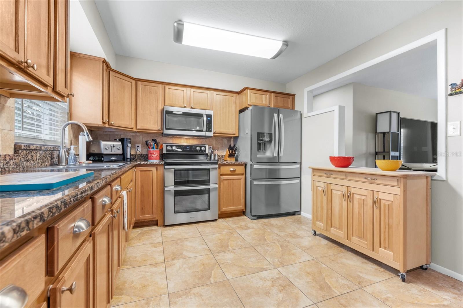 Image 11 of 56 For 7730 White Road