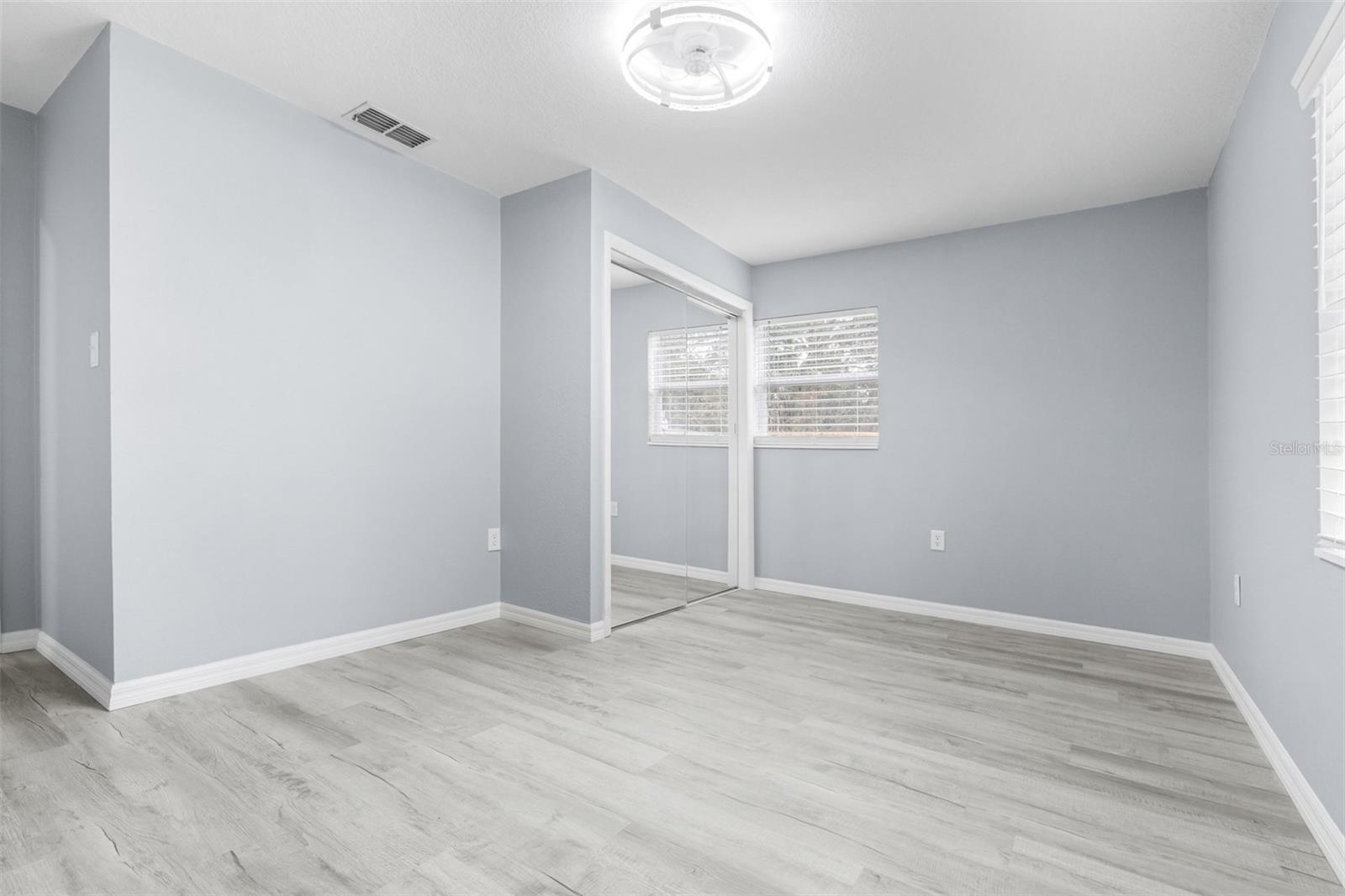 Image 22 of 56 For 7730 White Road