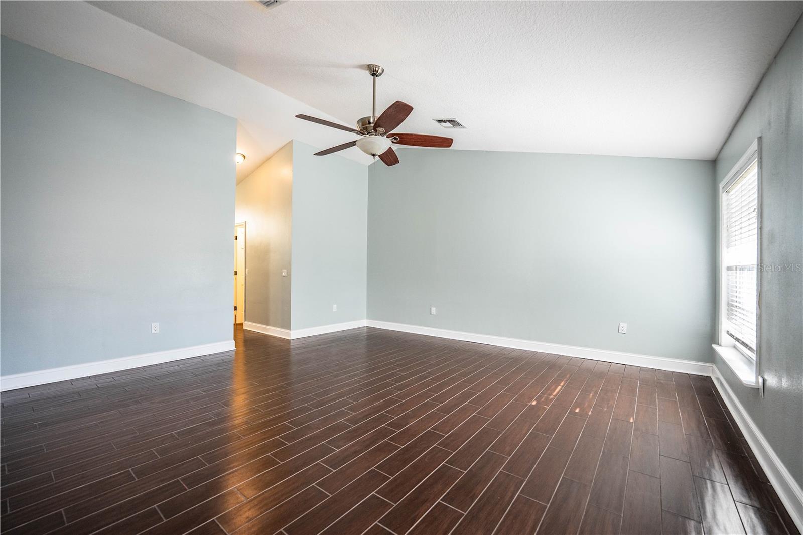 Image 18 of 58 For 6930 Poley Creek Drive W