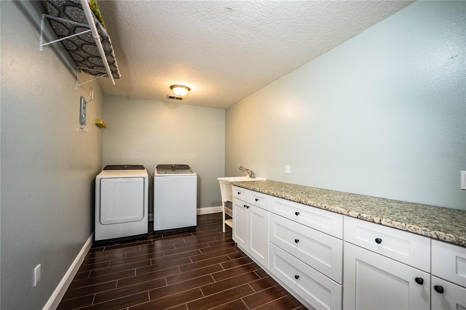 Image 38 of 58 For 6930 Poley Creek Drive W