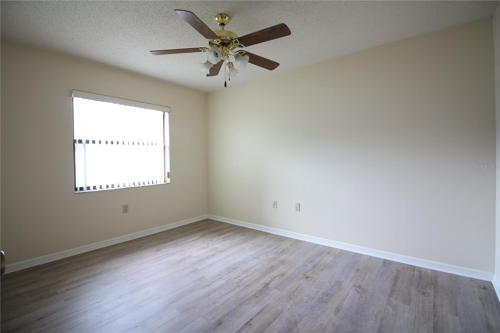 Image 8 of 11 For 1230 Dosseywood Lane