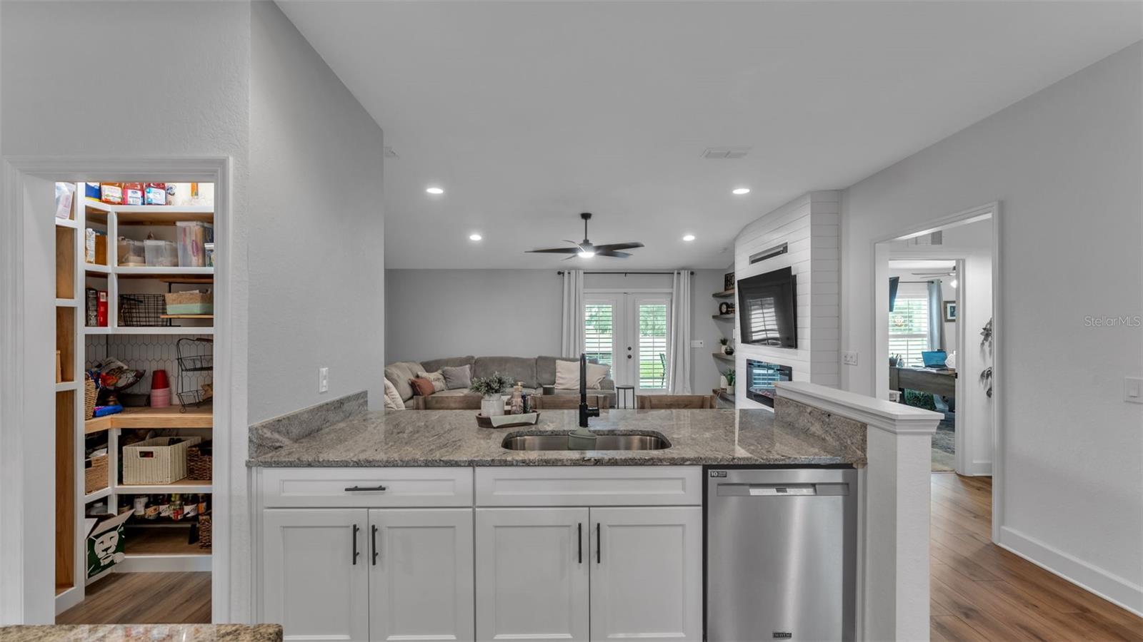 Image 28 of 66 For 1931 Deep Creek Drive