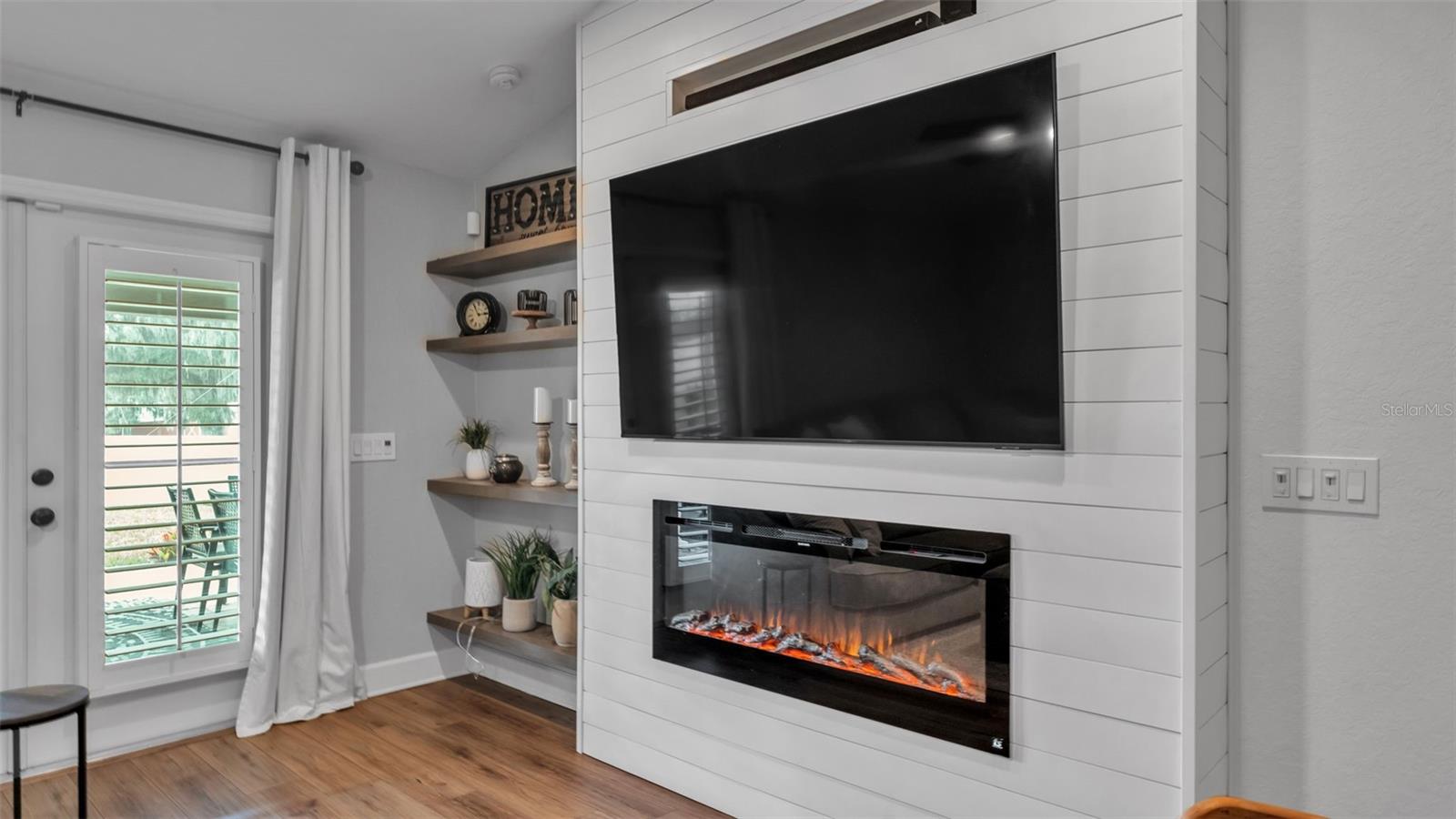 Image 32 of 66 For 1931 Deep Creek Drive