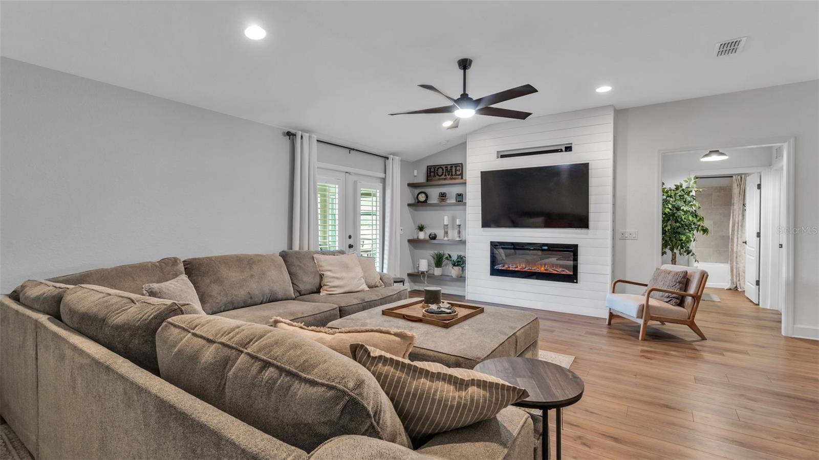 Image 34 of 66 For 1931 Deep Creek Drive