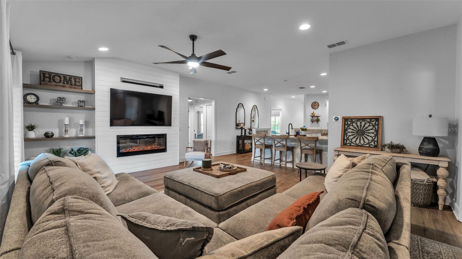 Image 35 of 66 For 1931 Deep Creek Drive