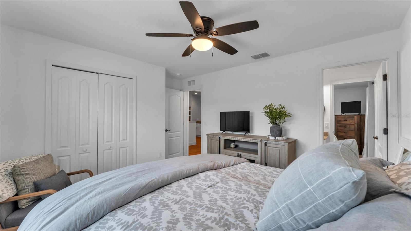 Image 47 of 66 For 1931 Deep Creek Drive