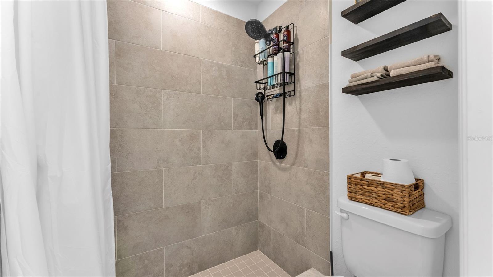 Image 49 of 66 For 1931 Deep Creek Drive