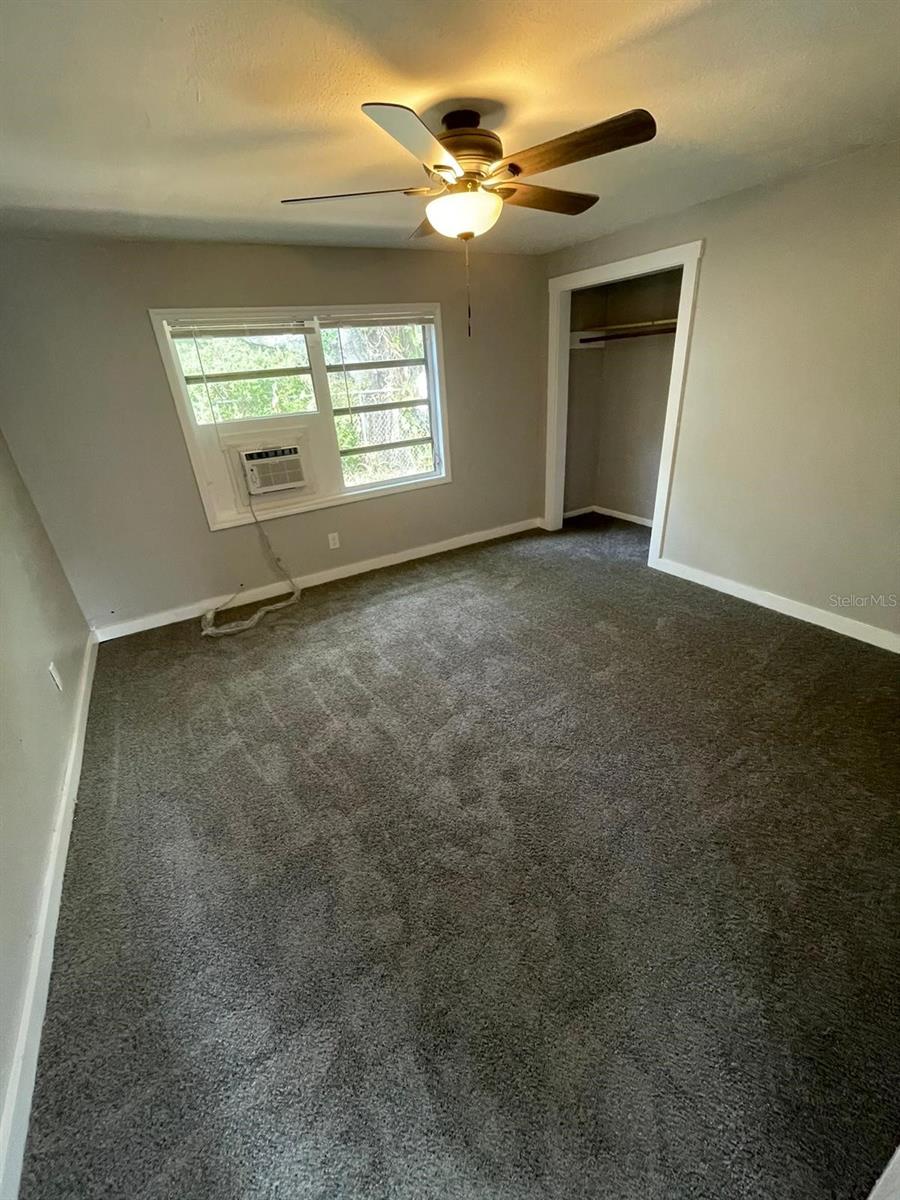 Image 16 of 29 For 2910 Emma Street