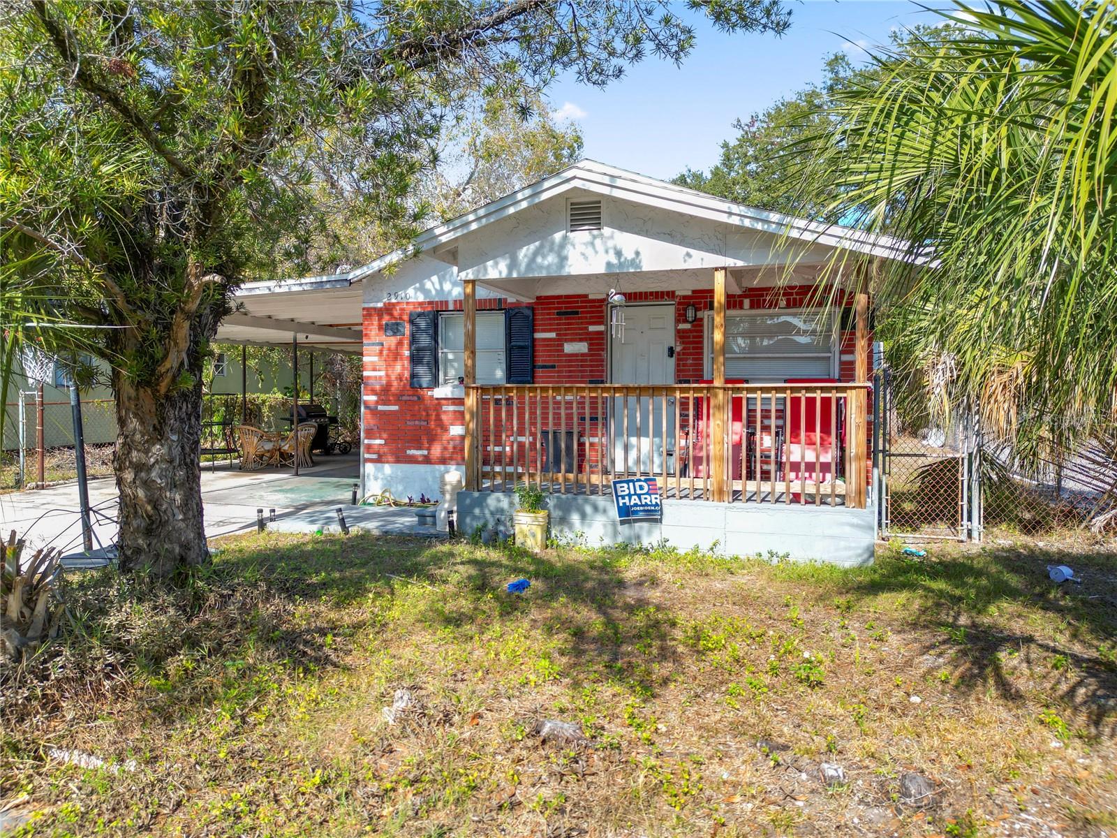 Image 4 of 29 For 2910 Emma Street