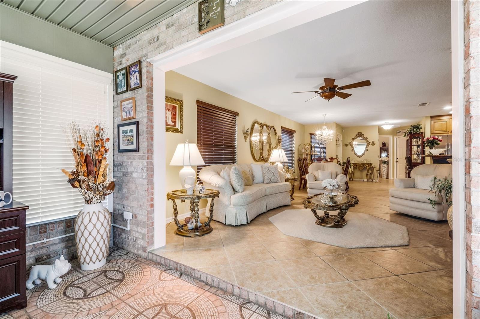 Image 10 of 29 For 551 Grand Cayman Circle