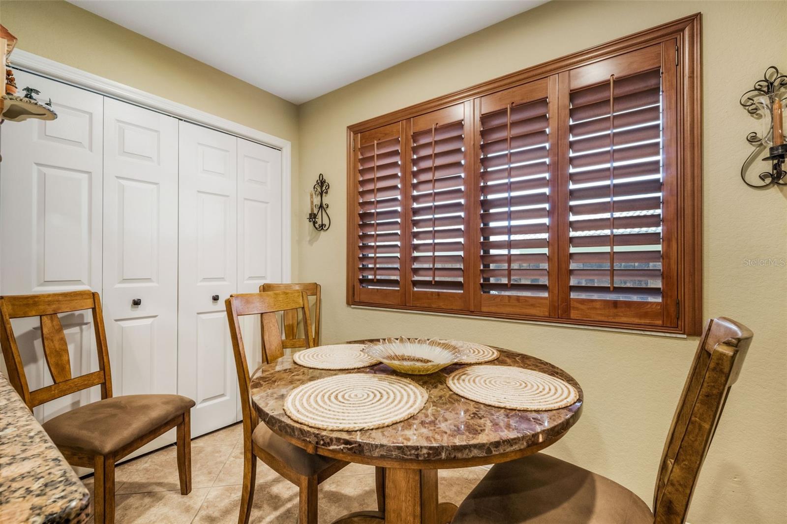 Image 11 of 29 For 551 Grand Cayman Circle